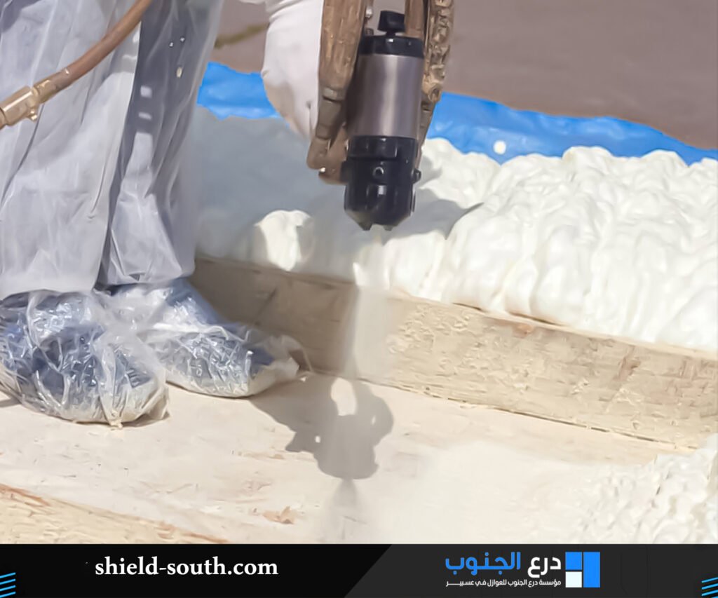 فني عزل فوم ببارق لتنفيذ عزل مع شبكة تصريف متكاملة